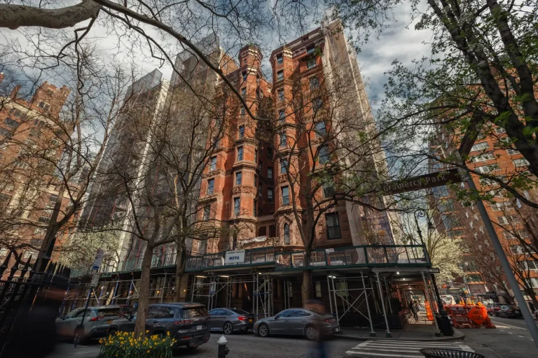 34 Gramercy Park East